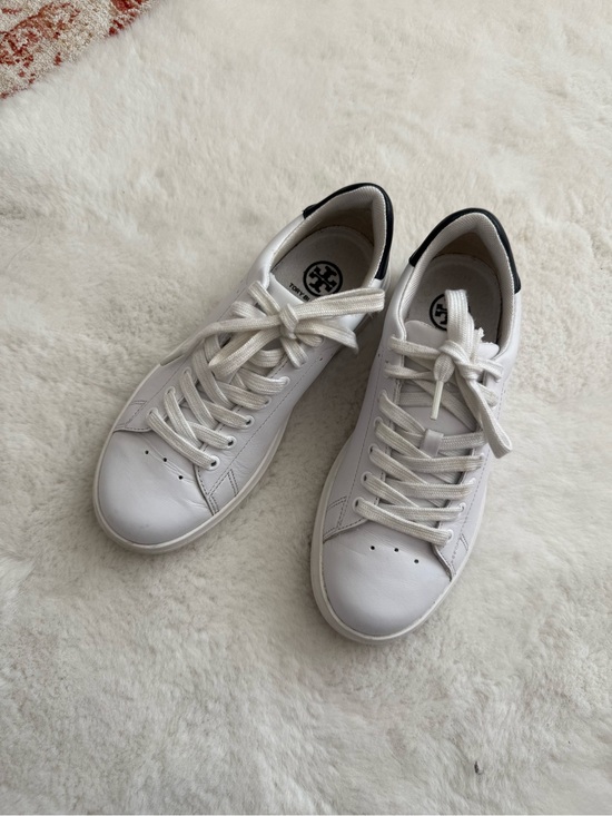 Tory Burch Shoes - Tory Burch White Leather Low-Top Sneakers with Black Heel Accent